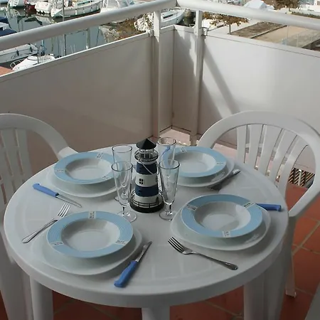 Port Canigo Ξενοδοχείο 3*